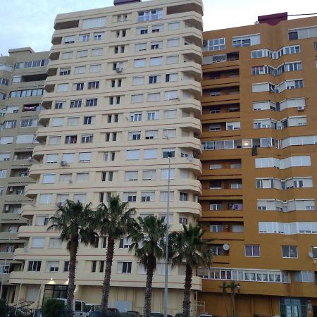 Apartamentos Vista A Tres Continentes La Linea de la Concepcion Luaran gambar